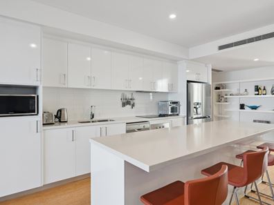 91/35 Hastings Street, Scarborough WA 6019