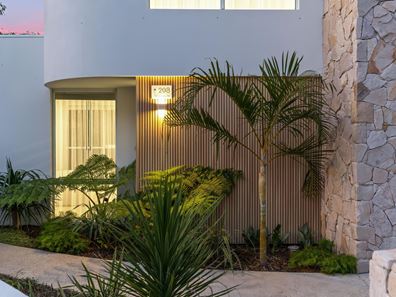 20B Mount Henry Road, Salter Point WA 6152