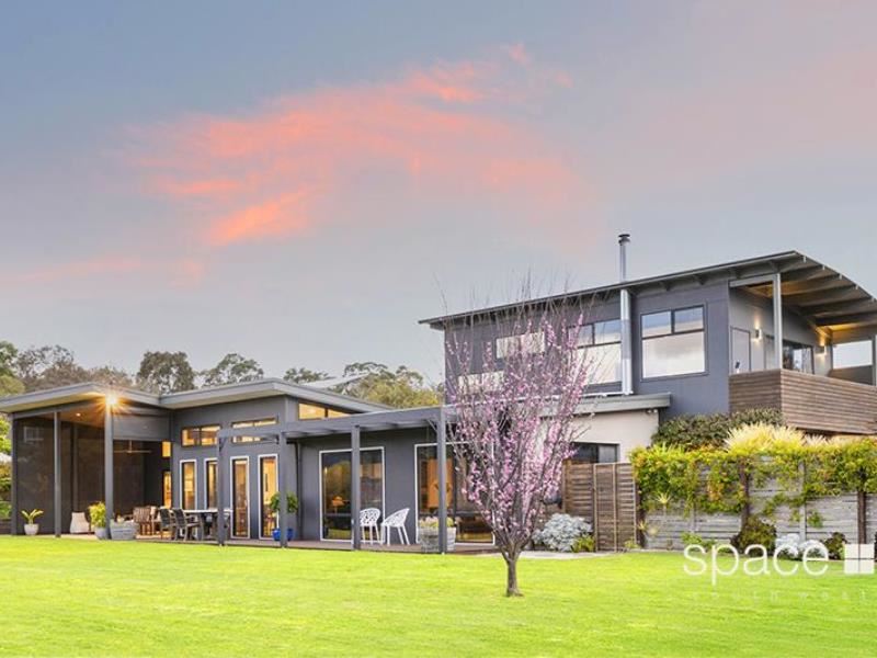 11 Nebbiolo Place, Margaret River