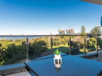 37/22 St Georges Terrace, Perth WA 6000