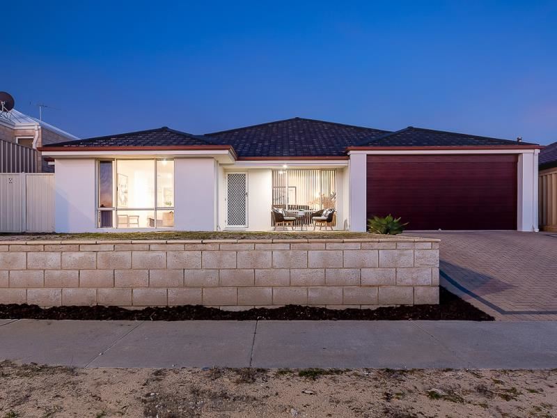 92 Hinchinbrook Avenue, Ridgewood