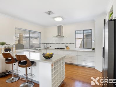 11 Yilberra Drive, Falcon WA 6210