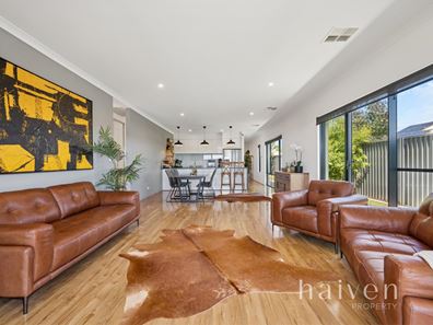 8 Coomallo Boulevard, Wandi WA 6167