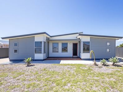 28 Worthington Street, Green Head WA 6514