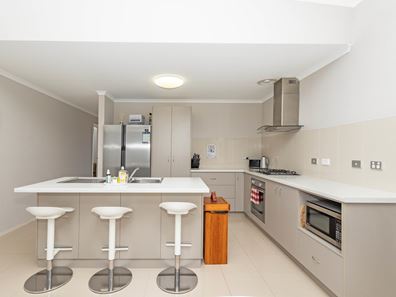 28 Worthington Street, Green Head WA 6514