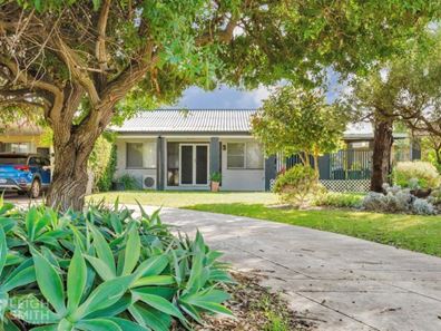 2/12 Madora Beach Road, Madora Bay WA 6210