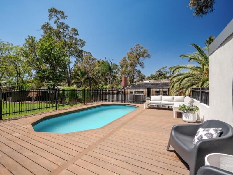 190 Grove Road, Lesmurdie WA 6076