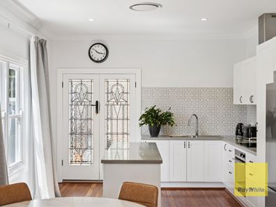 57 Lawnbrook Road East, Bickley WA 6076