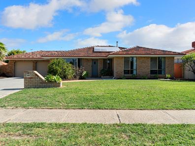 40 Dartford Crescent, Marangaroo WA 6064