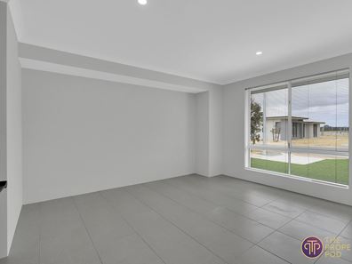 28 Hackney Loop, Byford WA 6122