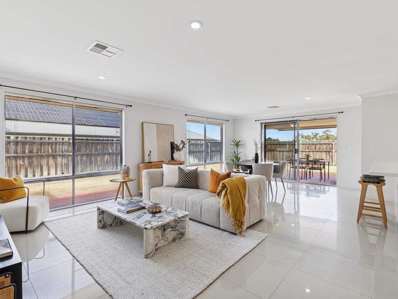 12 Greenbank Street, Ellenbrook WA 6069