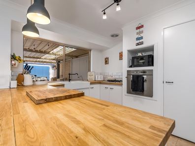 28 Leveque Ramble, Ridgewood WA 6030