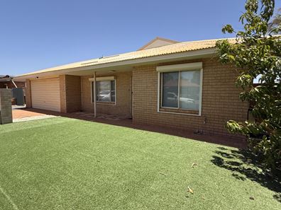 28 Middleton Way, Nickol WA 6714