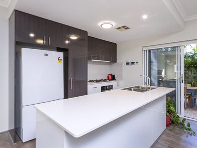 32B Campbell Street, Rivervale WA 6103