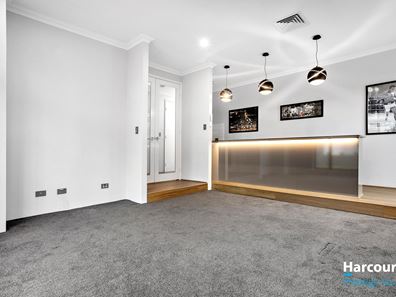6 Portes Road, Southern River WA 6110