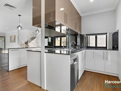 6 Portes Road, Southern River WA 6110