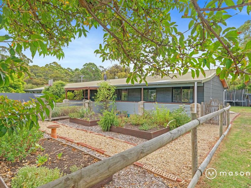 3 Chiltern Road, Ocean Beach WA 6333