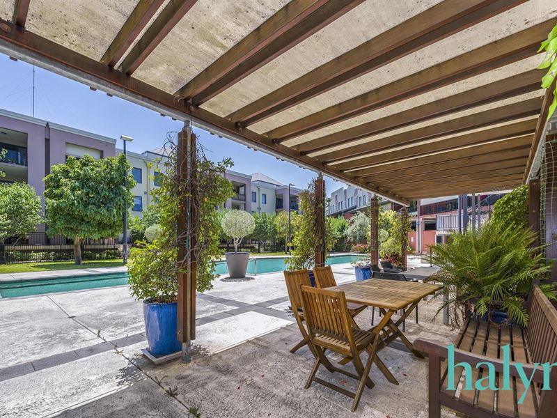 70/1 Station Street, Subiaco