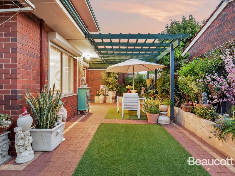 4/5 Fletcher Street, Yokine WA 6060