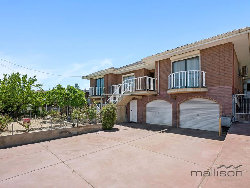 122 Phoenix Road, Hamilton Hill WA 6163