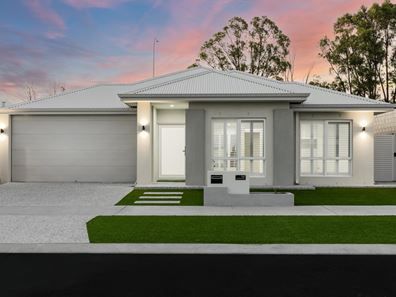19 Goodenia Way, Piara Waters WA 6112