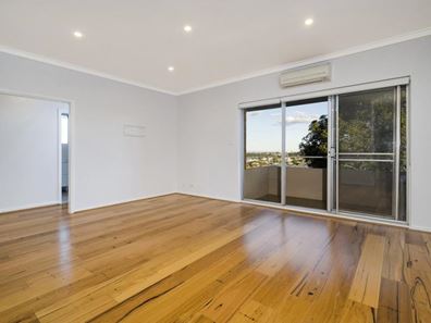 14/71 Golf View Street, Yokine WA 6060