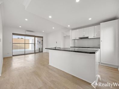8/16 Burton Street, Cannington WA 6107