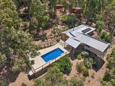 31 Simons Drive, Roleystone WA 6111