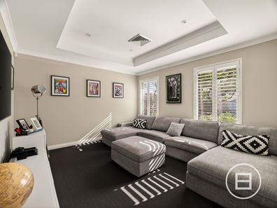 60 Pexton Drive, South Guildford WA 6055
