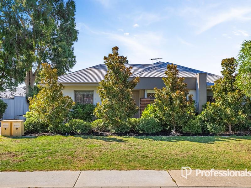 1/6 Cumberland Way, Bassendean