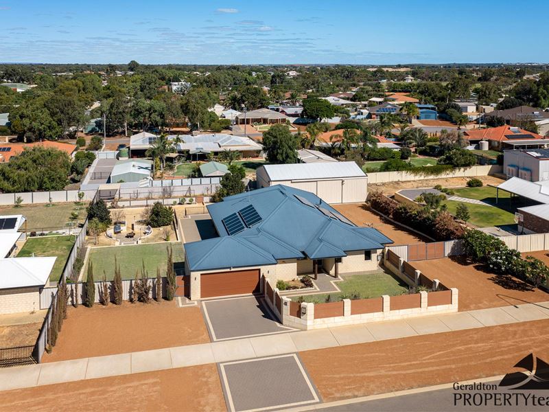 20 Strathalbyn Road, Strathalbyn WA 6530