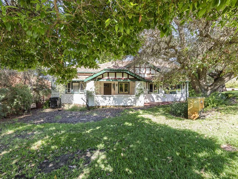 15 Robin Street, Menora