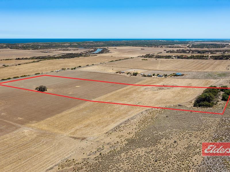 Lot 19 Brand Highway, Greenough WA 6532