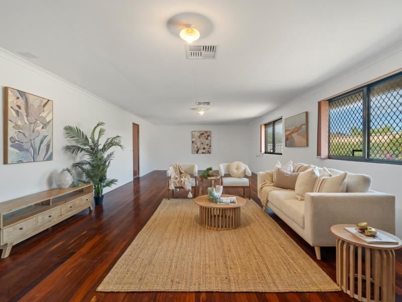 34 Strawberry Drive, Seville Grove WA 6112