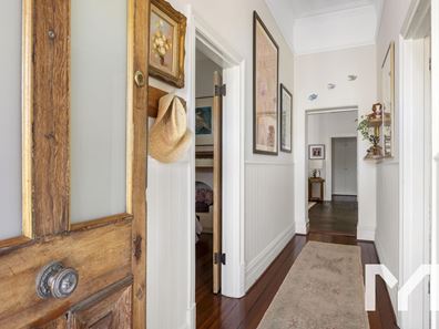 11 Wesley Street, South Fremantle WA 6162