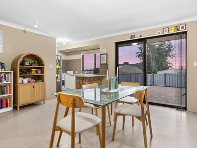 9B Ibsen Court, Spearwood WA 6163