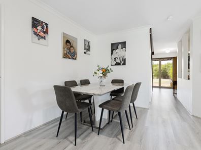 14 Brockwell Place, Oakford WA 6121