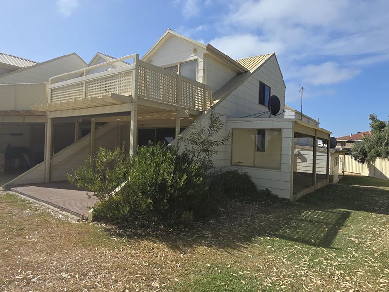5/16 Dewar Road, Ledge Point WA 6043