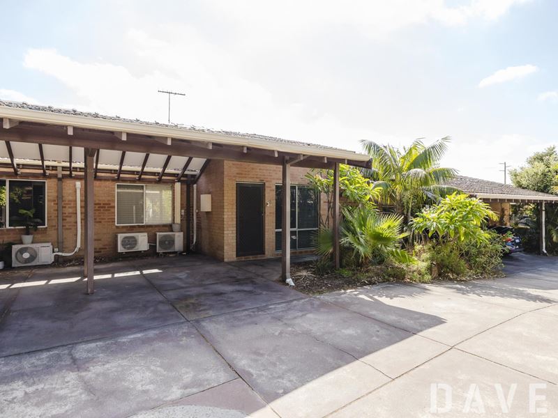 2/10 Dover Road, Scarborough WA 6019