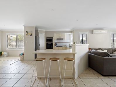 224A Ravenscar Street, Doubleview WA 6018