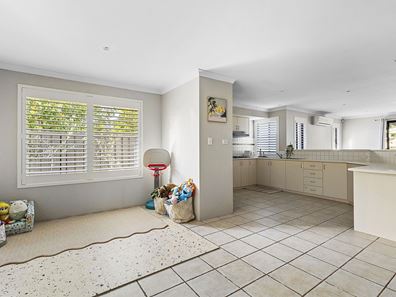 224A Ravenscar Street, Doubleview WA 6018