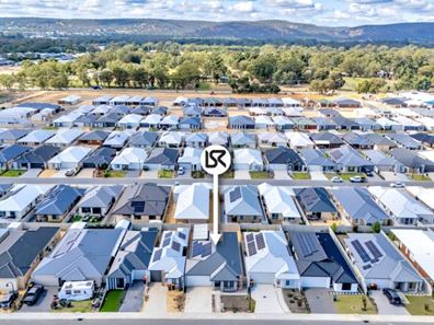 76 Greenpoint Way, Hilbert WA 6112
