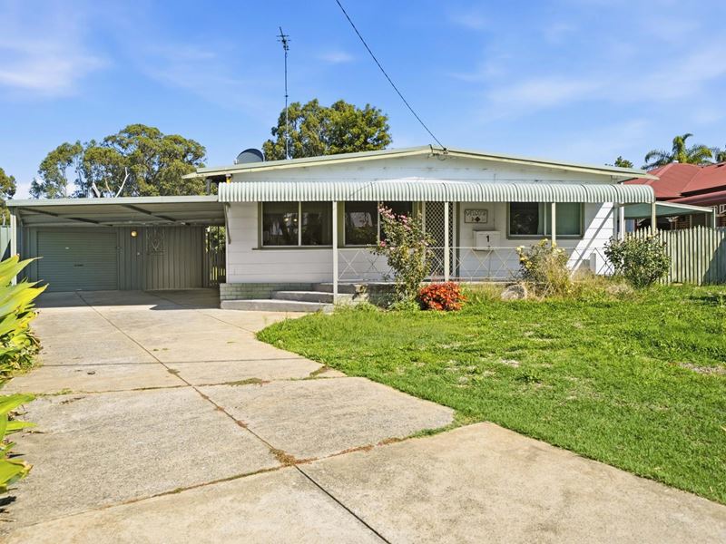 1 Karrul Way, Greenfields WA 6210