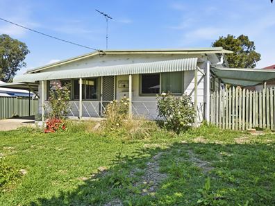 1 Karrul Way, Greenfields WA 6210