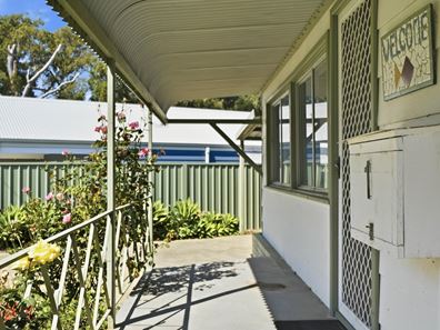 1 Karrul Way, Greenfields WA 6210