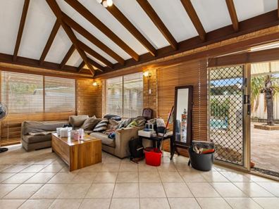 11 Silver Place, Morley WA 6062