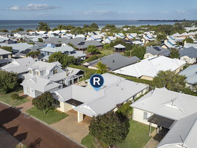 18/83 Gifford Road, Dunsborough WA 6281