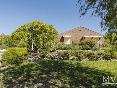 31 Mckenzie Road, Samson WA 6163