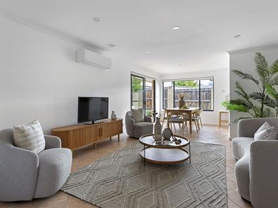 221B Huntriss Road, Doubleview WA 6018