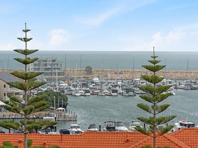 8/185 Anchorage Drive, Mindarie WA 6030